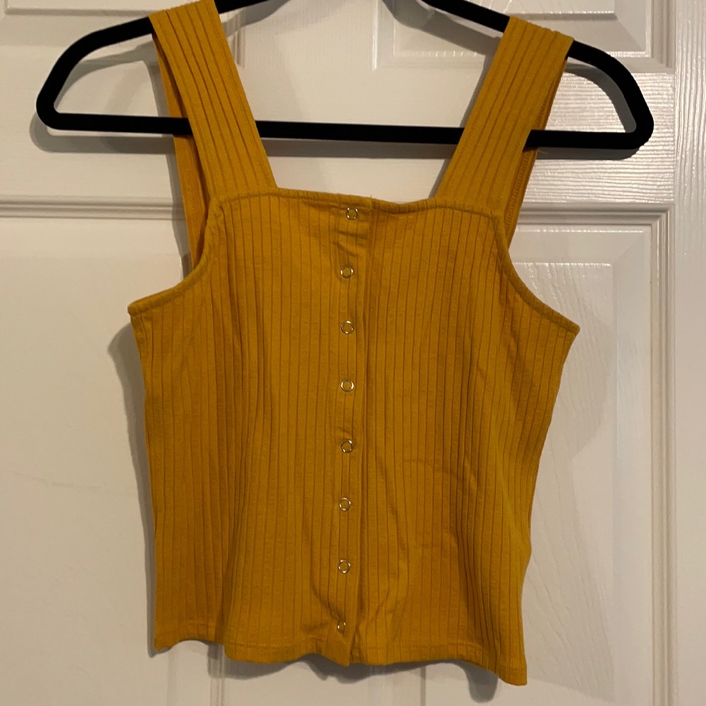 NWT FOREVER21 ribbed crop top